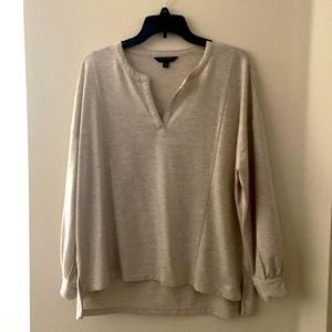 Banana Republic long sleeve blouse color beige